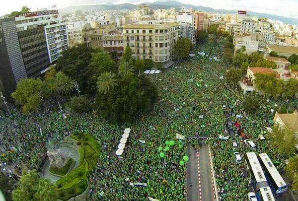 El clam d'un poble en imatges